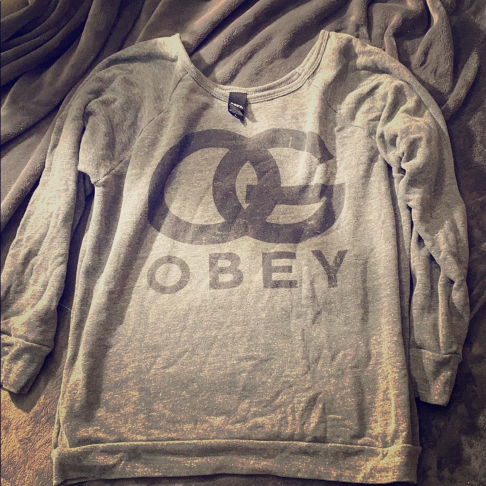 LAST CALL! Obey OG sweater